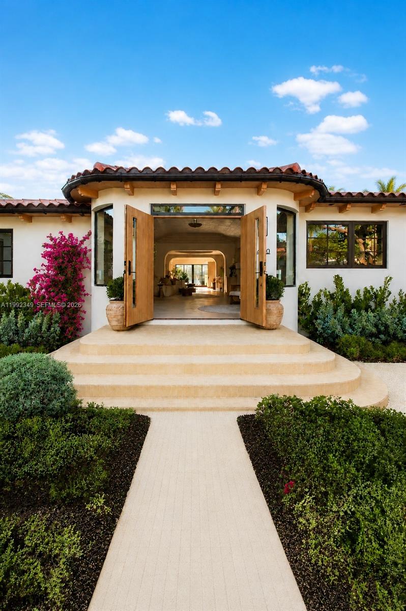 4430 Royal Palm Ave, Miami Beach FL 33140