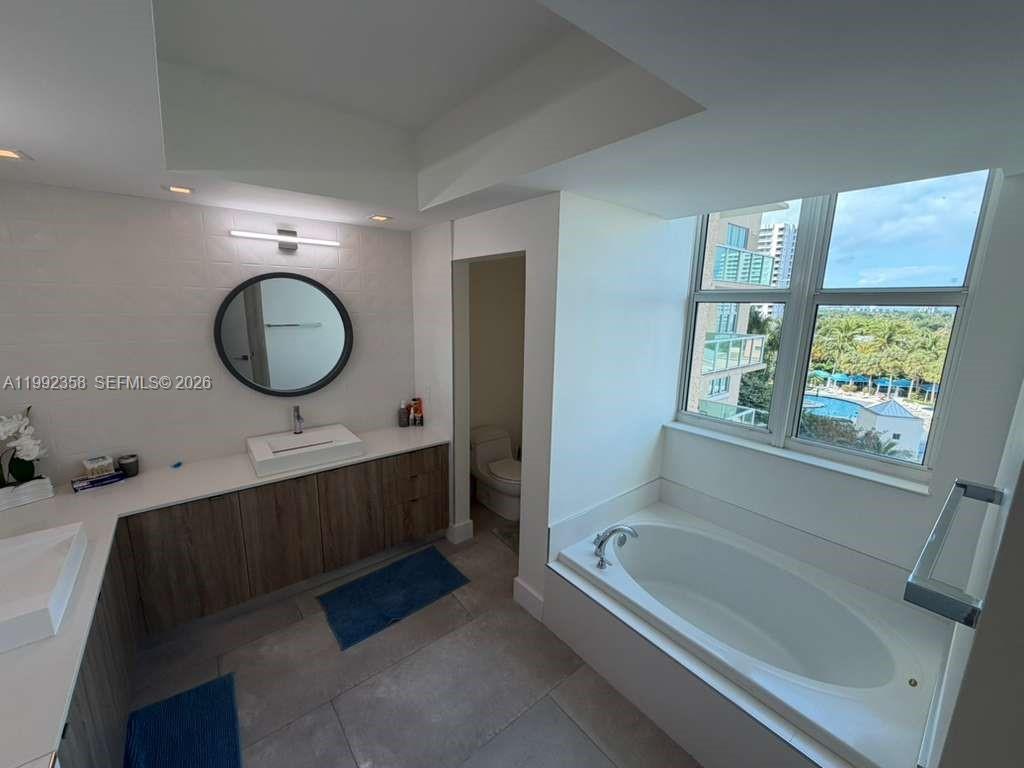 3330 NE 190th St #710, Aventura FL 33180