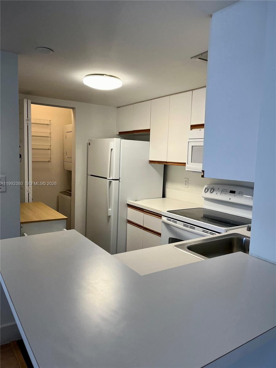 770 Claughton Island Dr #2009, Miami FL 33131