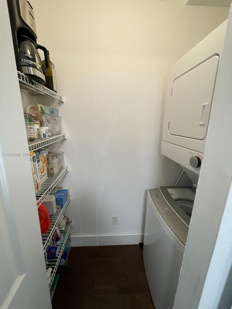 770 Claughton Island Dr #2009, Miami FL 33131