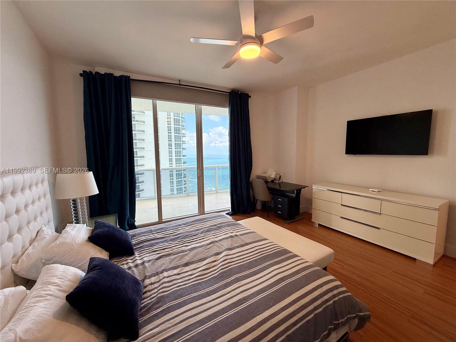 15901 Collins Ave #2802, Sunny Isles Beach FL 33160