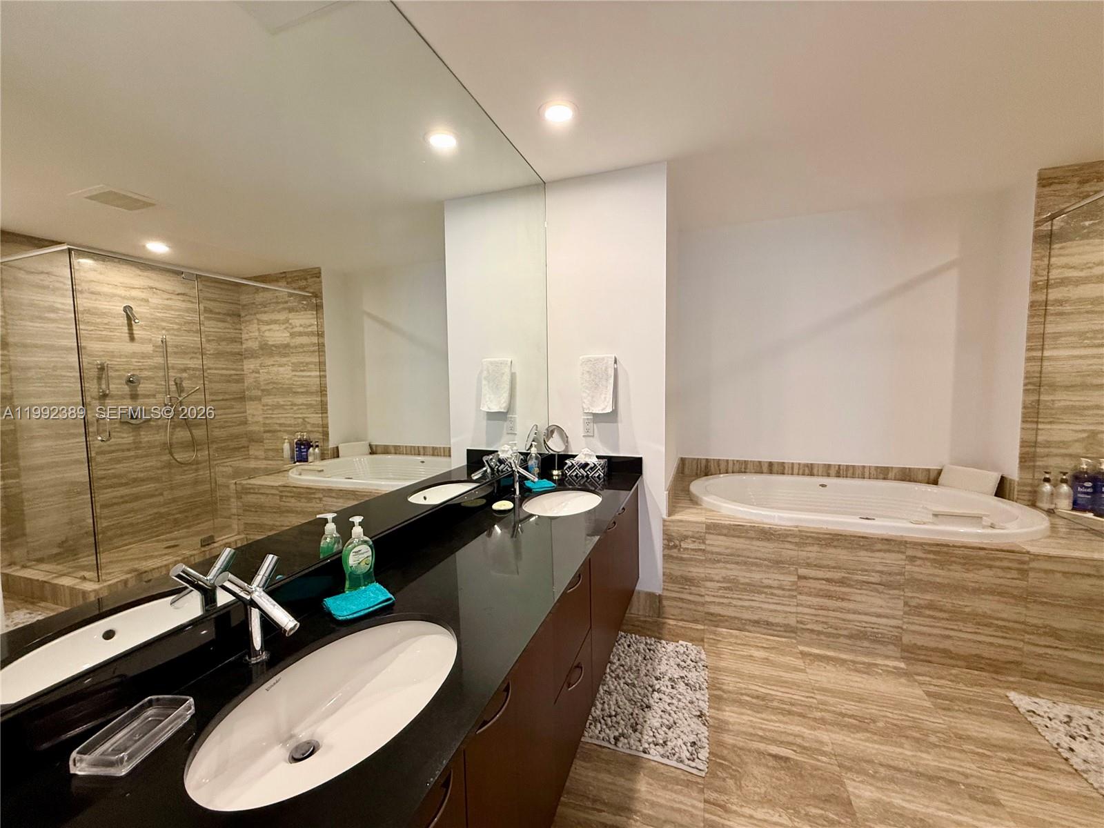 15901 Collins Ave #2802, Sunny Isles Beach FL 33160