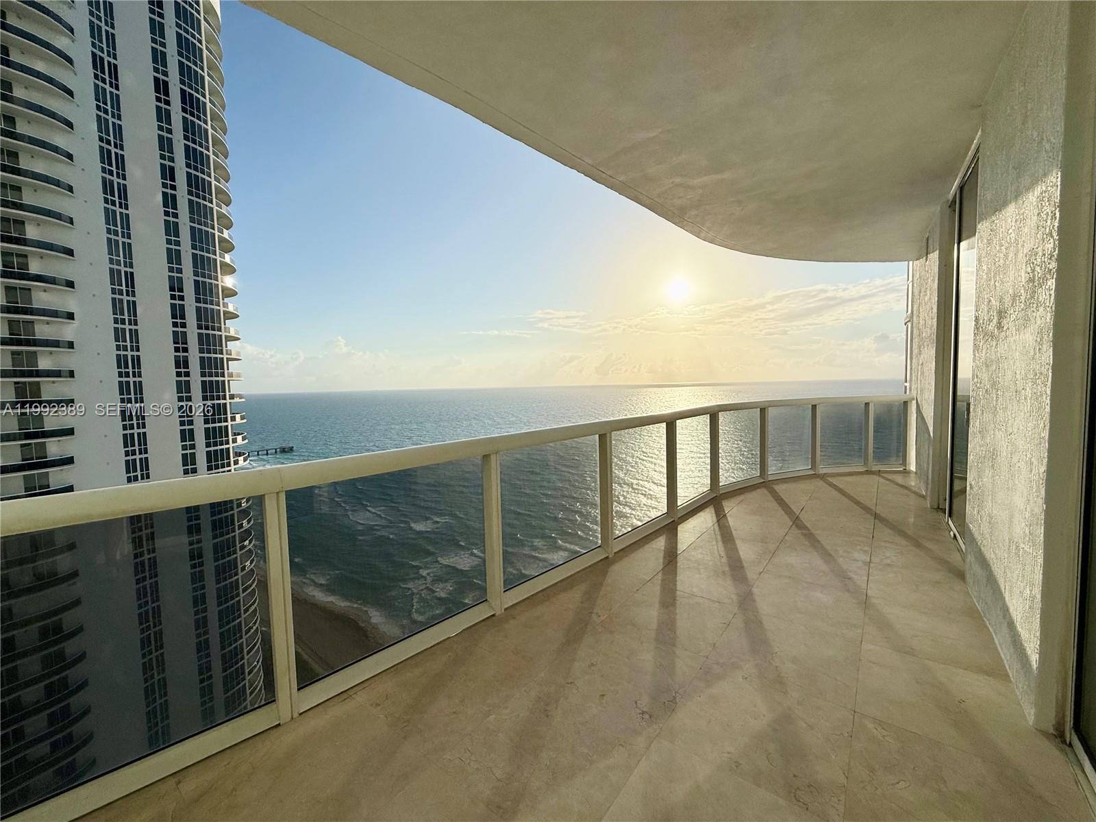 15901 Collins Ave #2802, Sunny Isles Beach FL 33160
