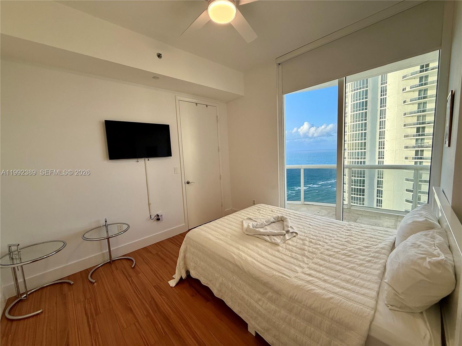 15901 Collins Ave #2802, Sunny Isles Beach FL 33160