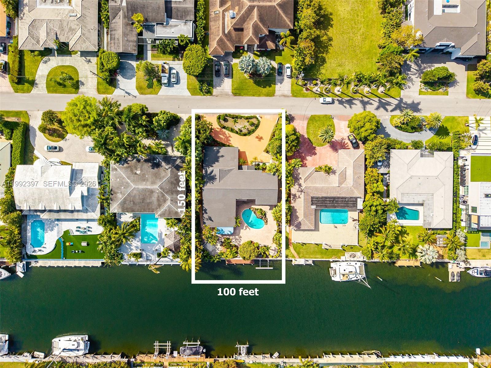 448 Poinciana Dr, Hallandale Beach FL 33009