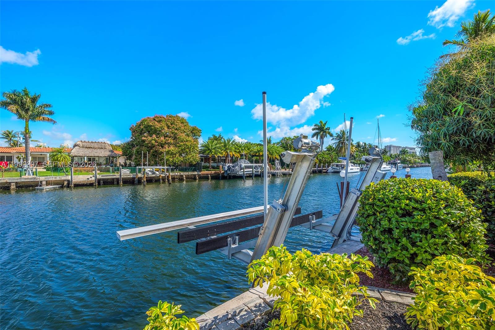 448 Poinciana Dr, Hallandale Beach FL 33009