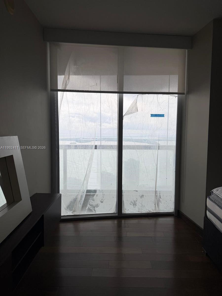 465 Brickell Ave #5605, Miami FL 33131