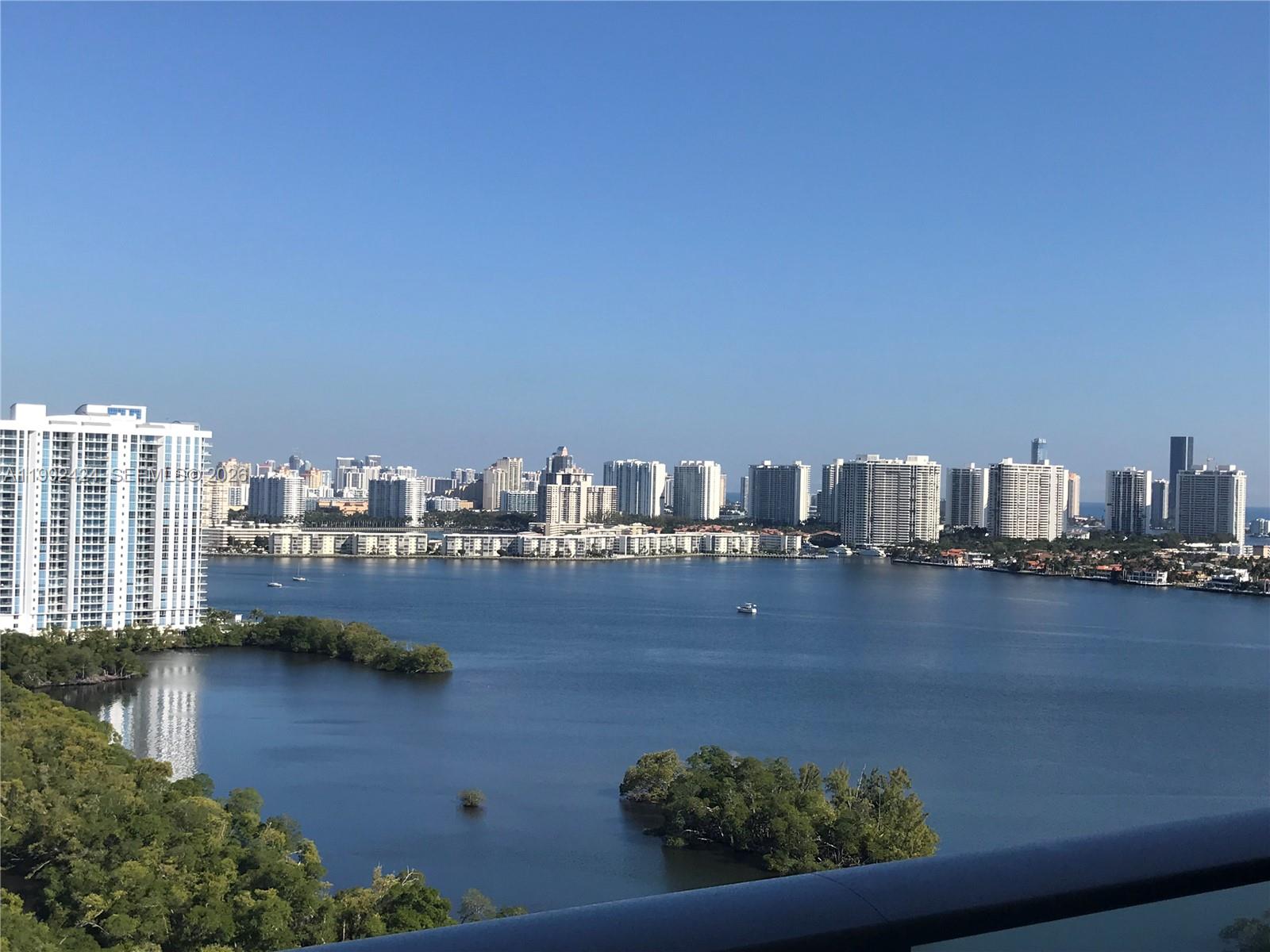 16385 Biscayne Blvd #2206, North Miami Beach FL 33160