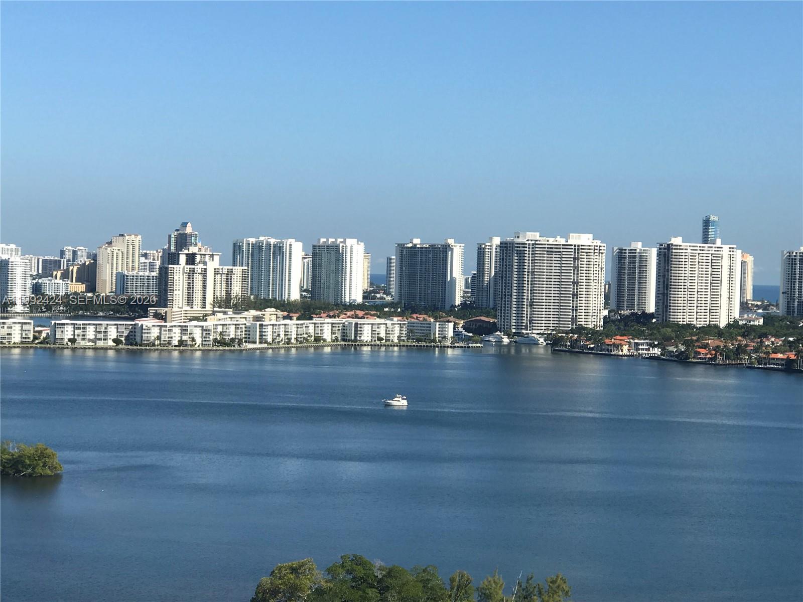 16385 Biscayne Blvd #2206, North Miami Beach FL 33160