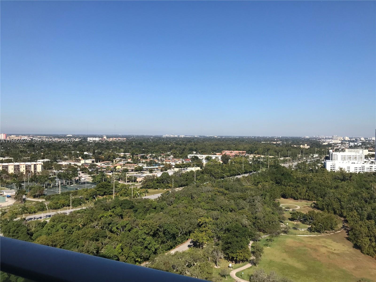 16385 Biscayne Blvd #2206, North Miami Beach FL 33160