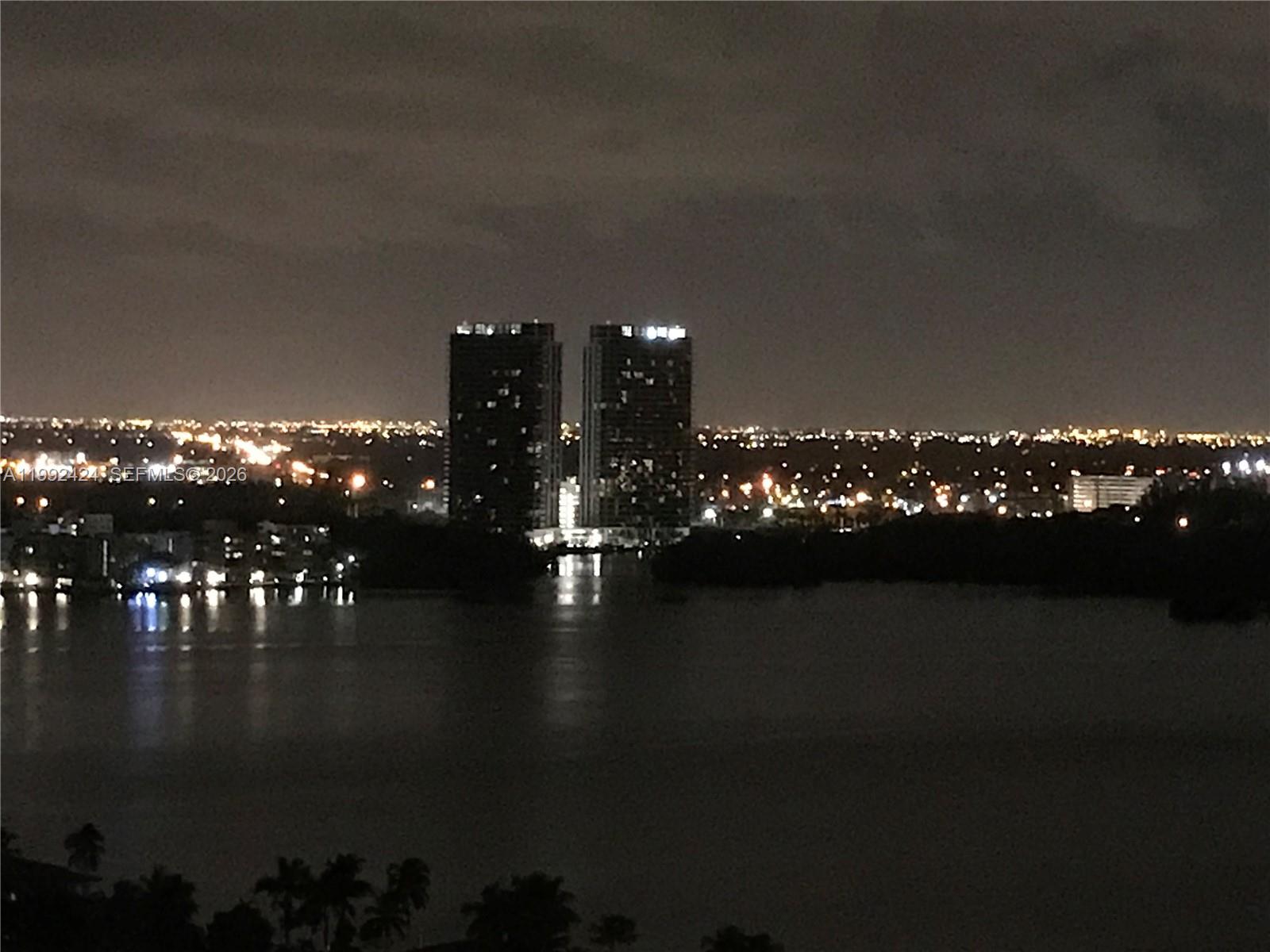 16385 Biscayne Blvd #2206, North Miami Beach FL 33160