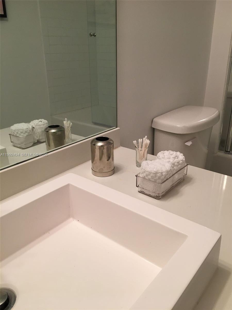 151 SE 1st St #2509, Miami FL 33131