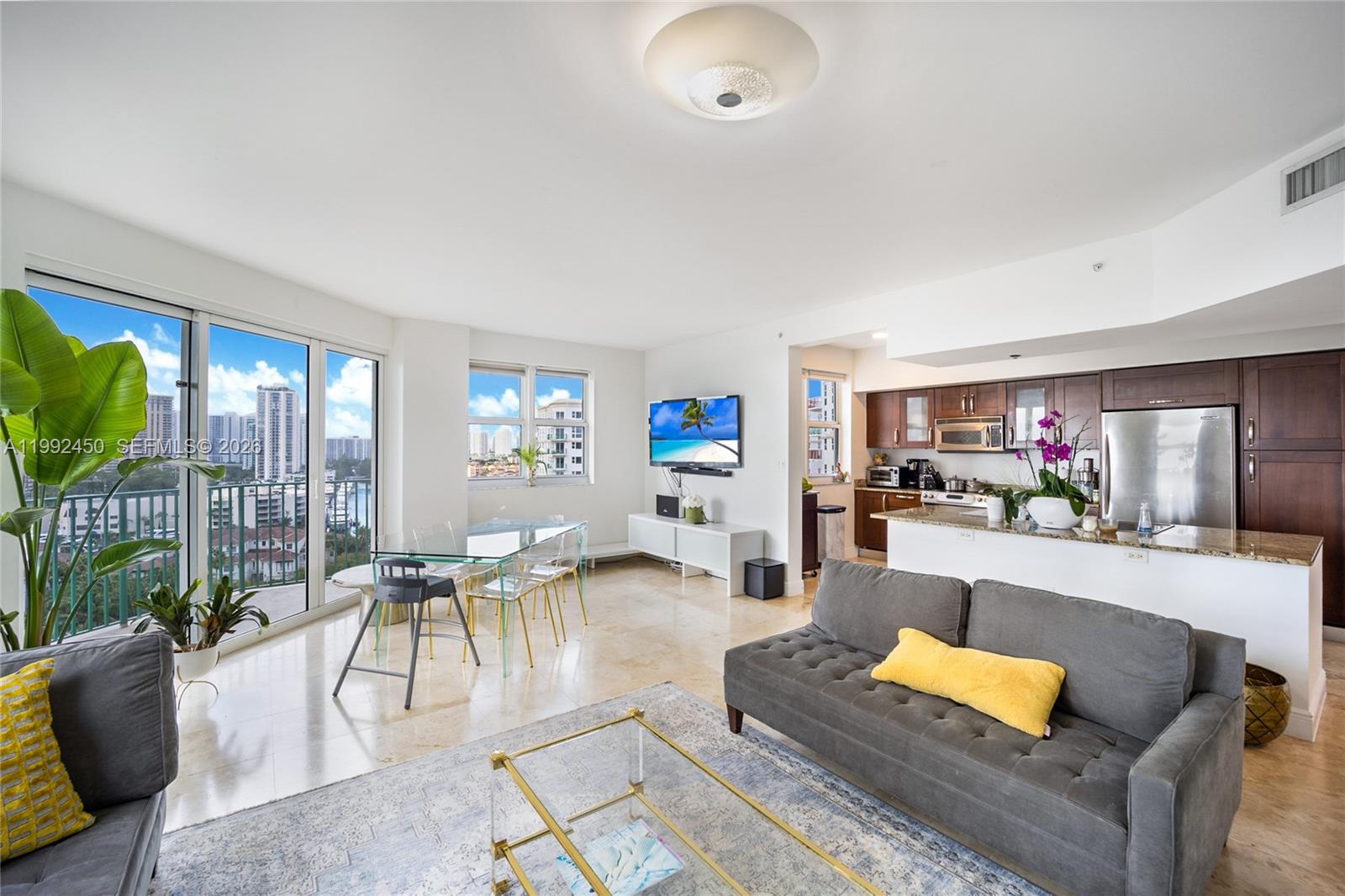 20000 E Country Club Dr #1211, Aventura FL 33180