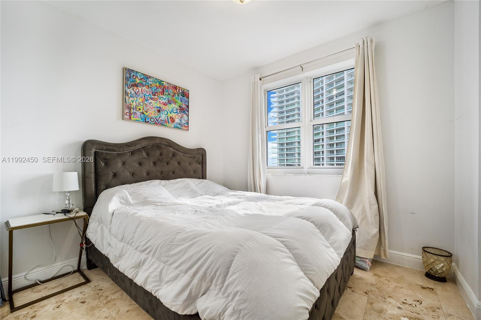 20000 E Country Club Dr #1211, Aventura FL 33180