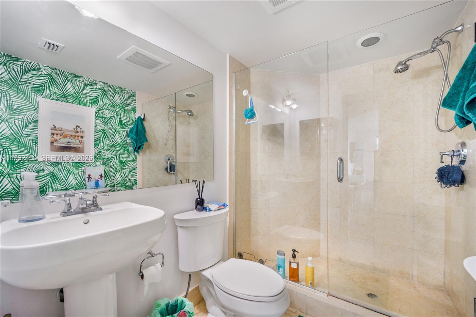 20000 E Country Club Dr #1211, Aventura FL 33180