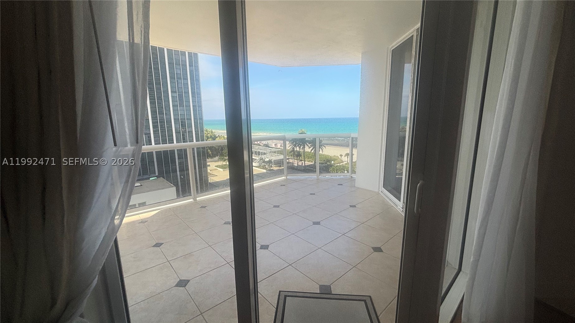 4779 Collins Ave #808, Miami Beach FL 33140
