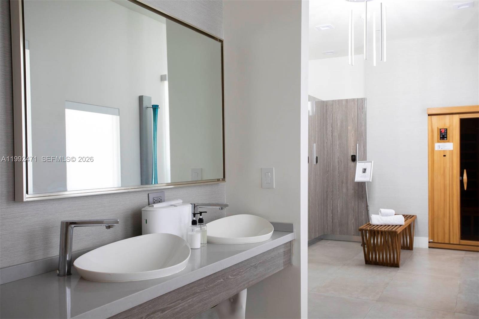 4779 Collins Ave #808, Miami Beach FL 33140