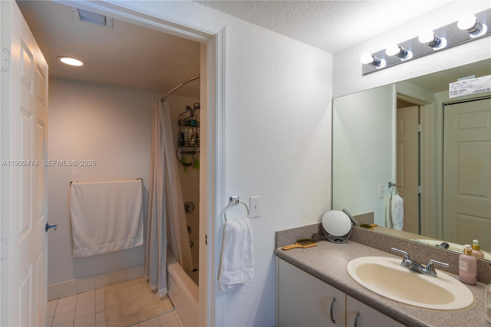 816 NW 11th St #606, Miami FL 33136