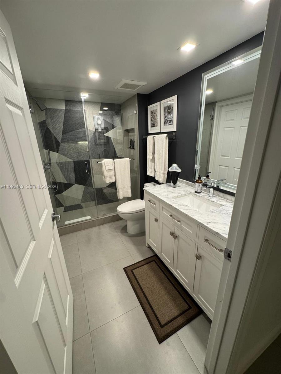 3000 Coral Way #919, Miami FL 33145