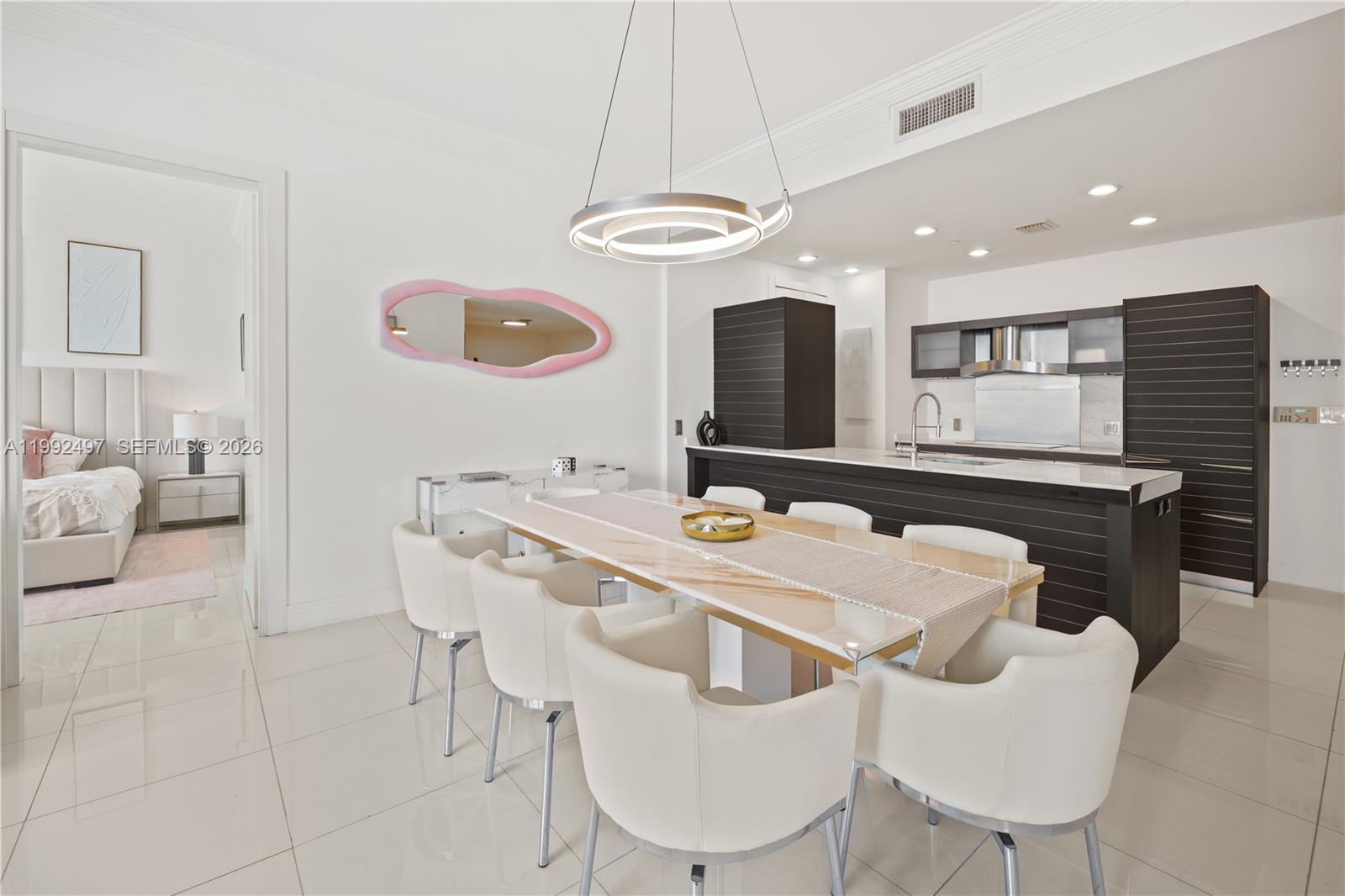 200 Biscayne Boulevard Way #5009, Miami FL 33131