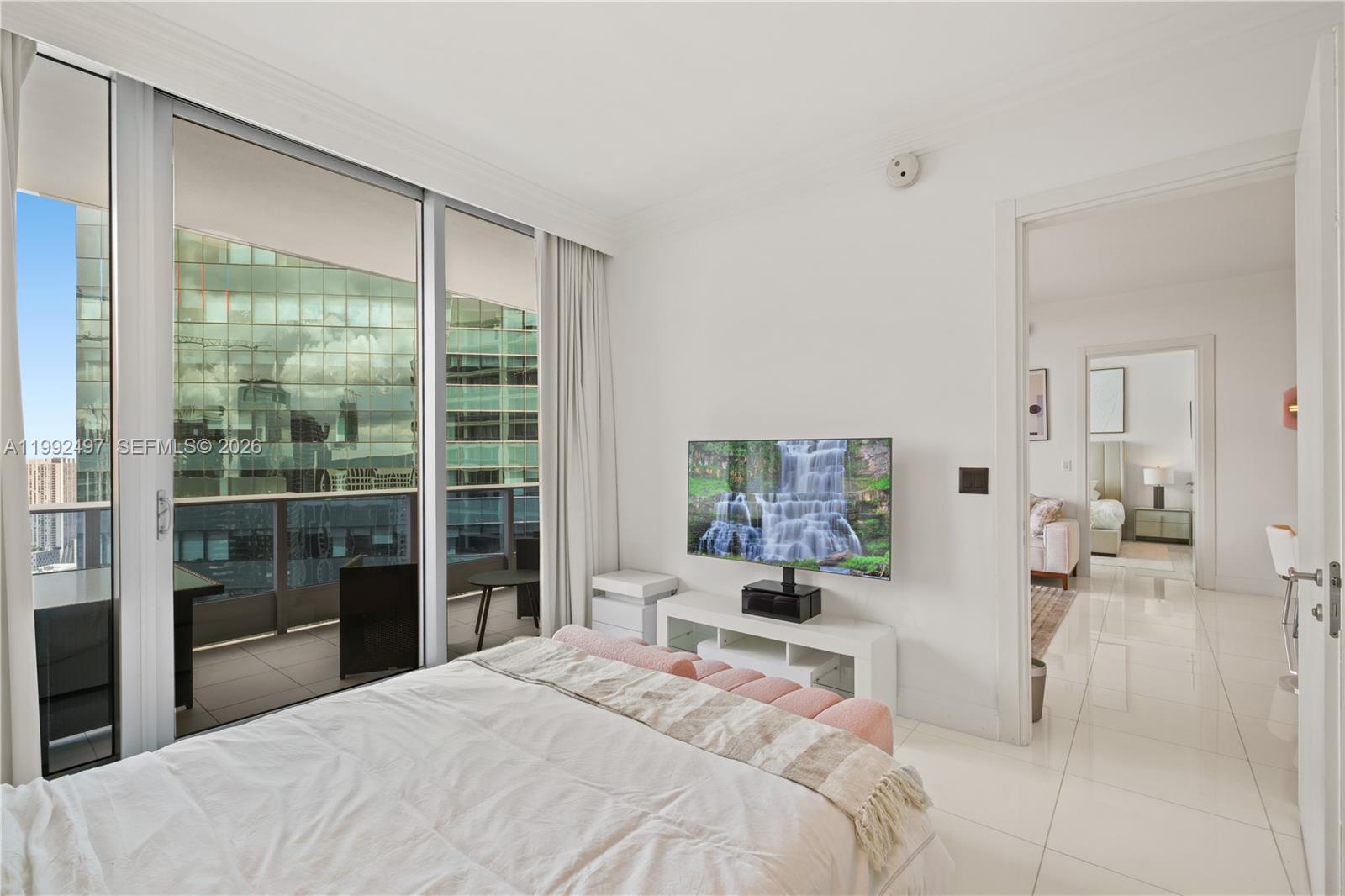200 Biscayne Boulevard Way #5009, Miami FL 33131