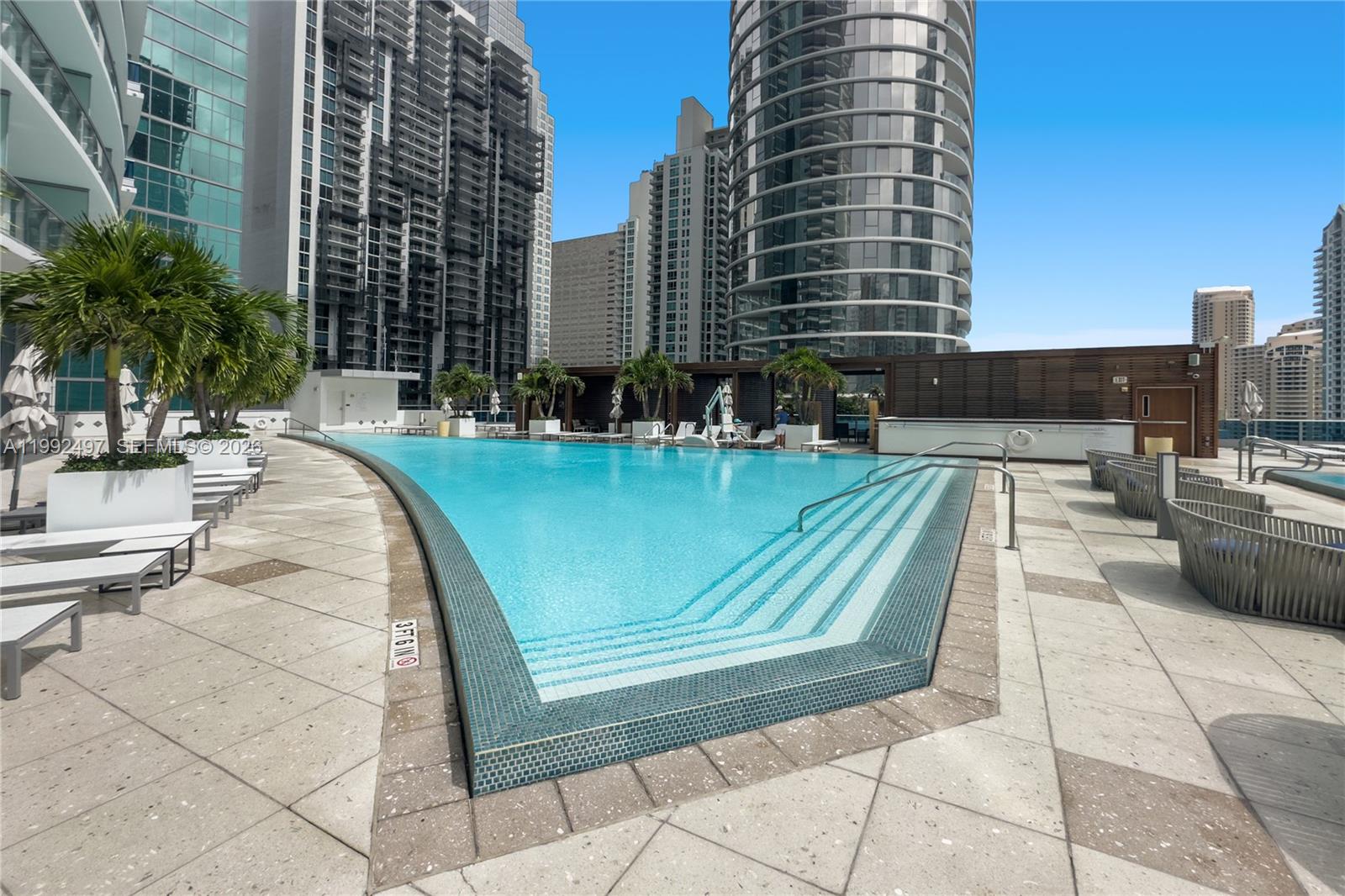 200 Biscayne Boulevard Way #5009, Miami FL 33131