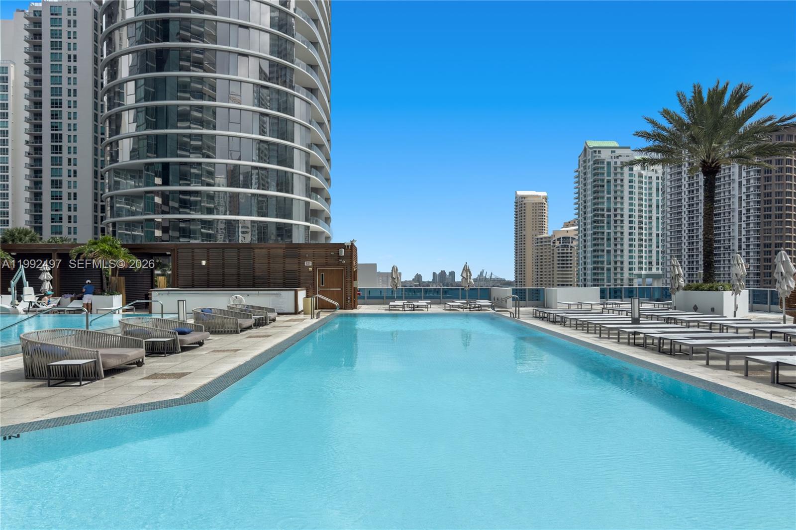 200 Biscayne Boulevard Way #5009, Miami FL 33131