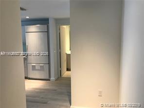 55 SW 9th St #3709, Miami FL 33130