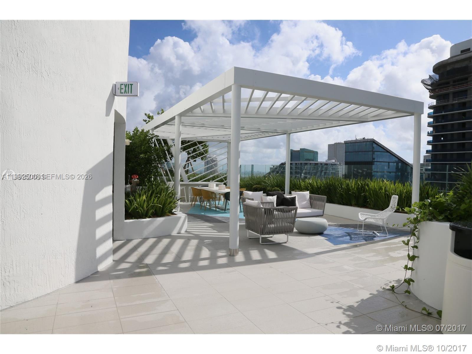 55 SW 9th St #3709, Miami FL 33130
