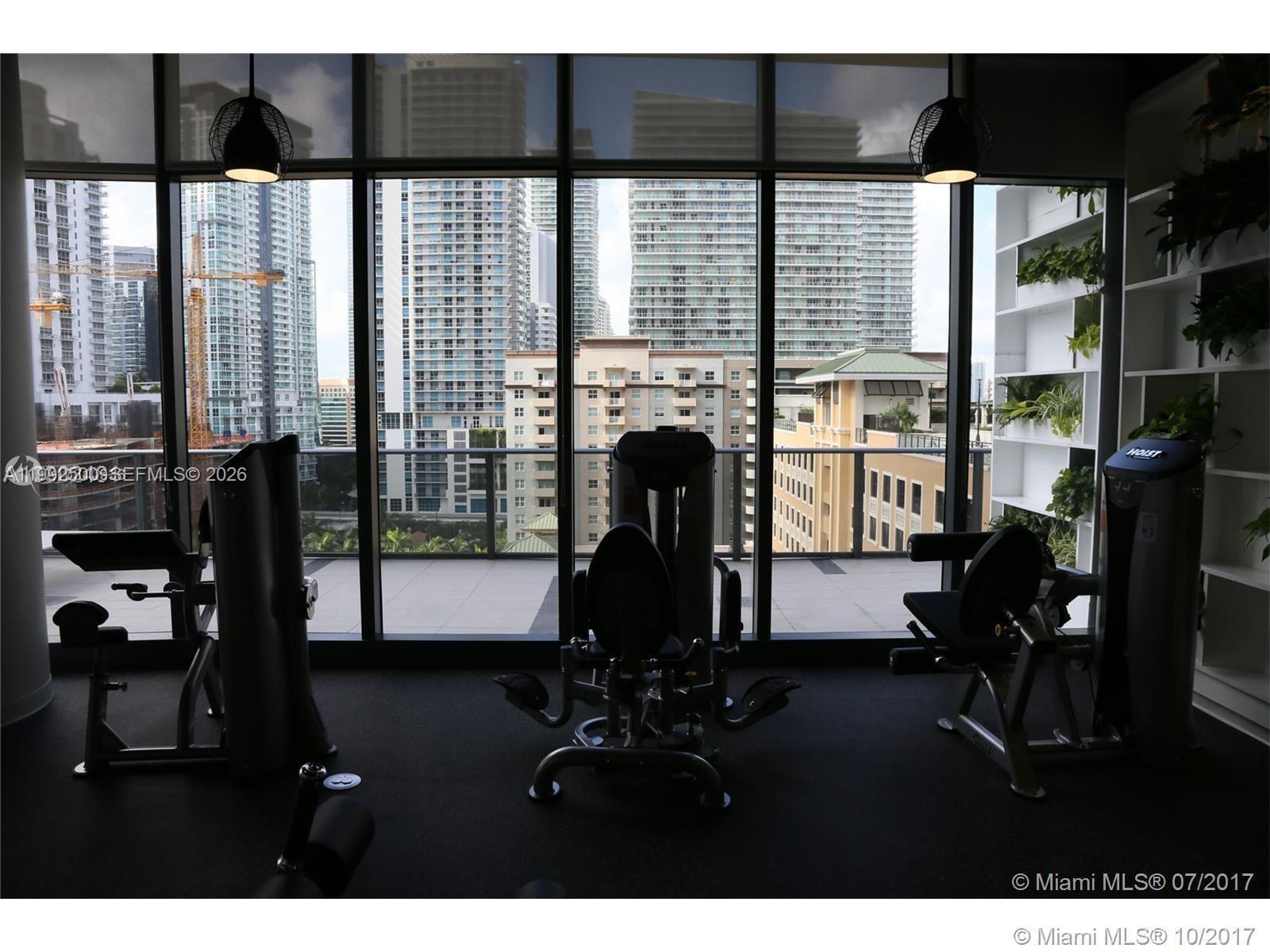 55 SW 9th St #3709, Miami FL 33130