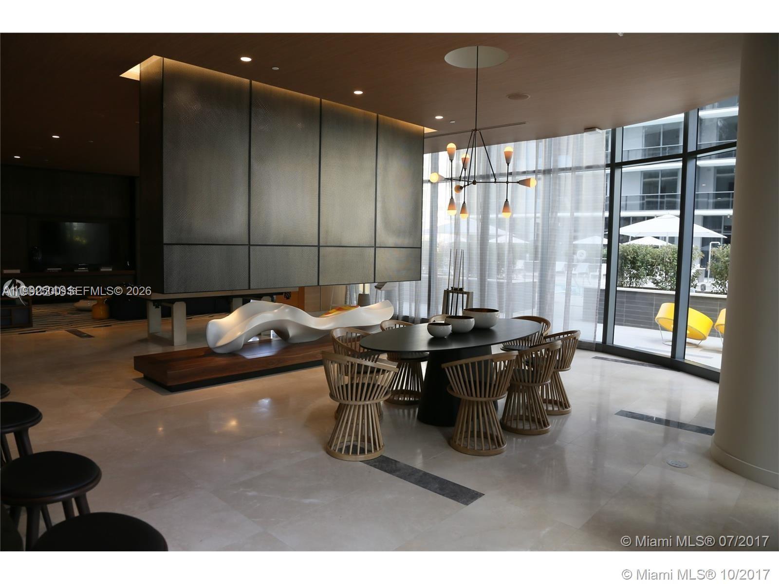 55 SW 9th St #3709, Miami FL 33130