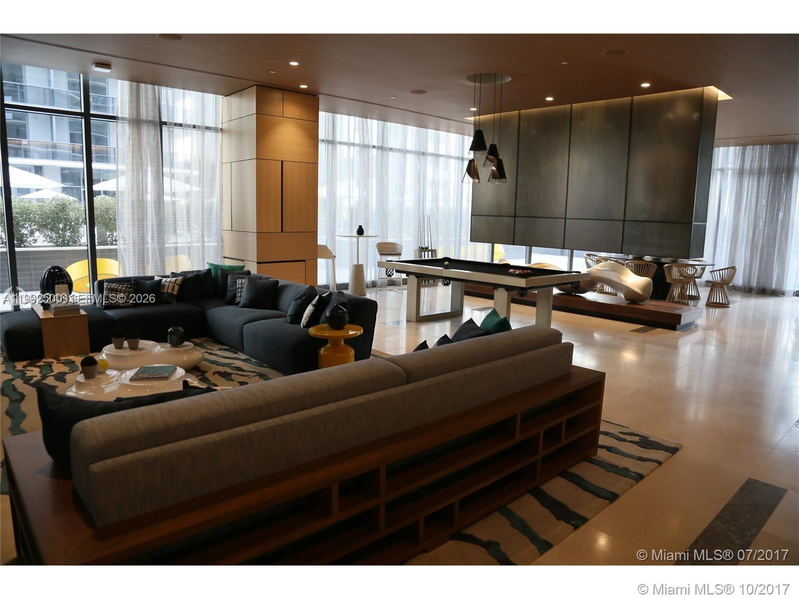 55 SW 9th St #3709, Miami FL 33130