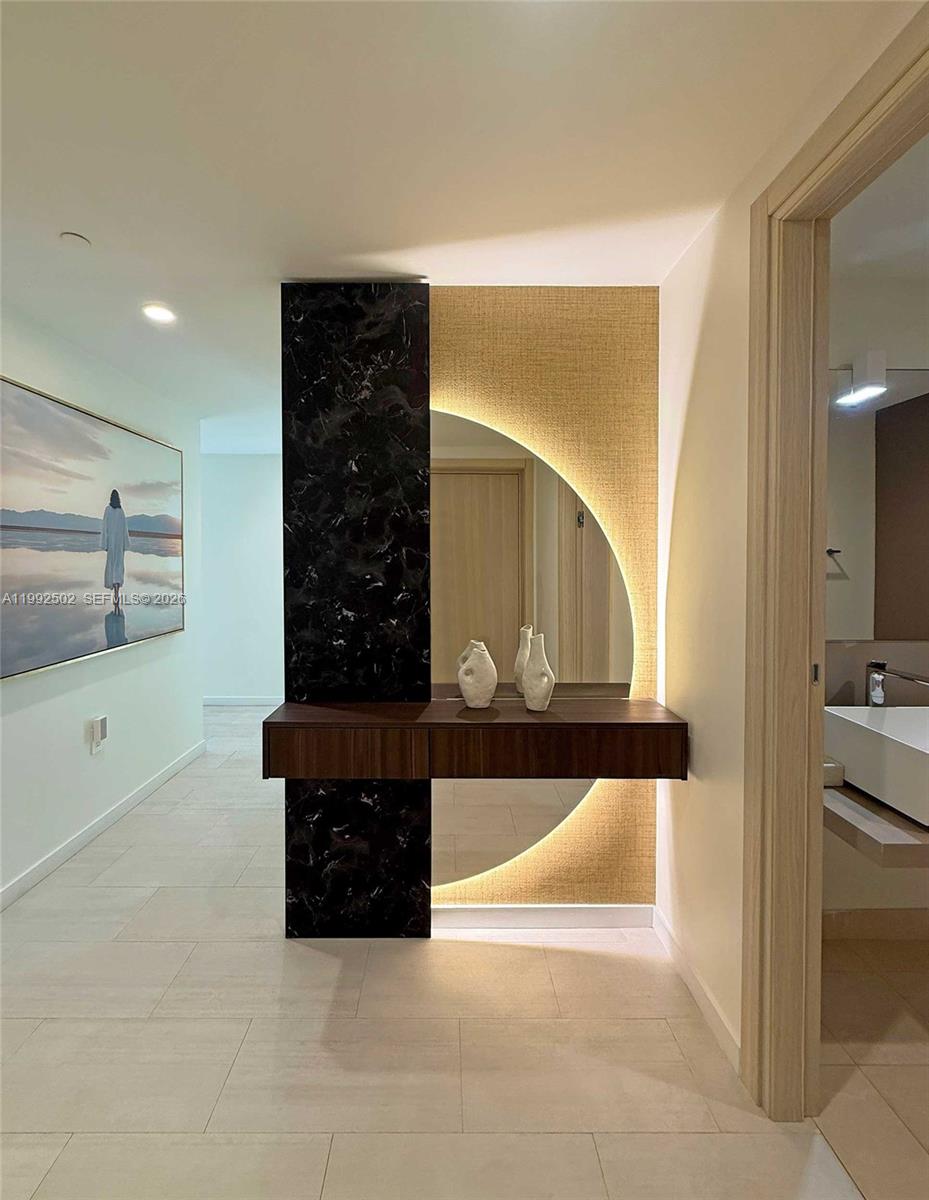 1000 Brickell Plz #3702, Miami FL 33131