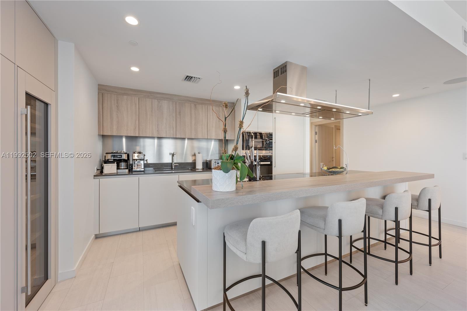 1000 Brickell Plz #3702, Miami FL 33131