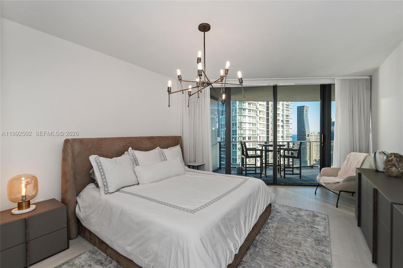 1000 Brickell Plz #3702, Miami FL 33131