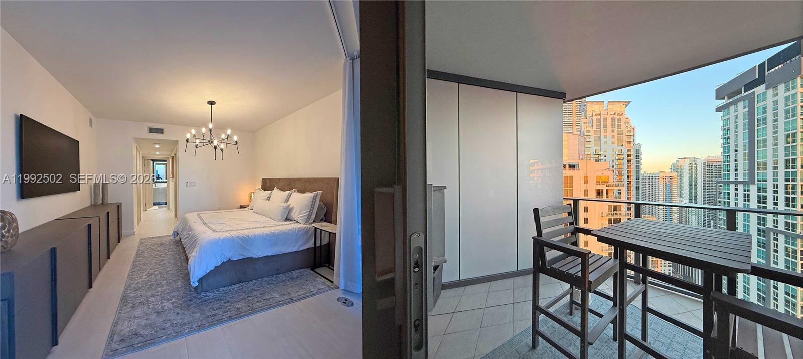 1000 Brickell Plz #3702, Miami FL 33131