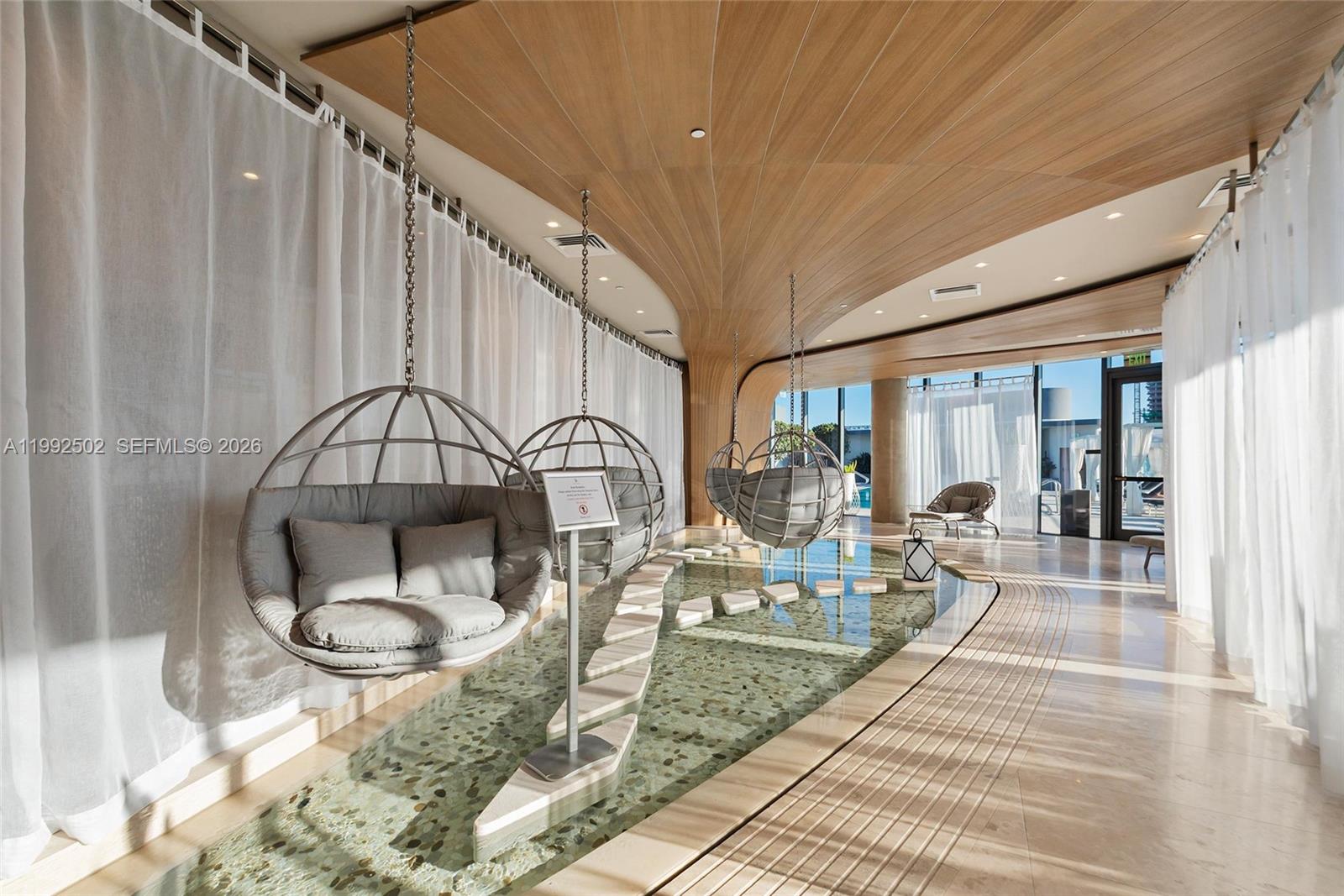 1000 Brickell Plz #3702, Miami FL 33131