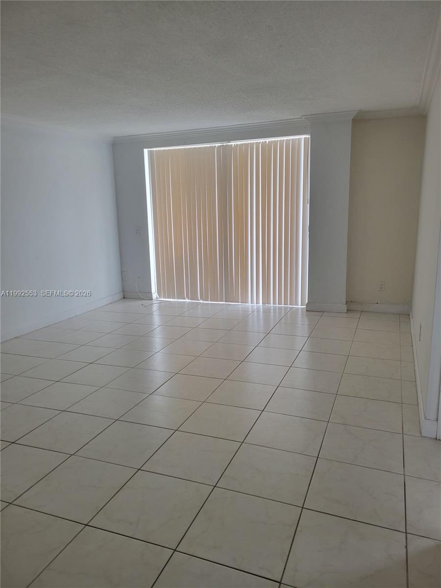 2020 NE 135th St #904, North Miami FL 33181