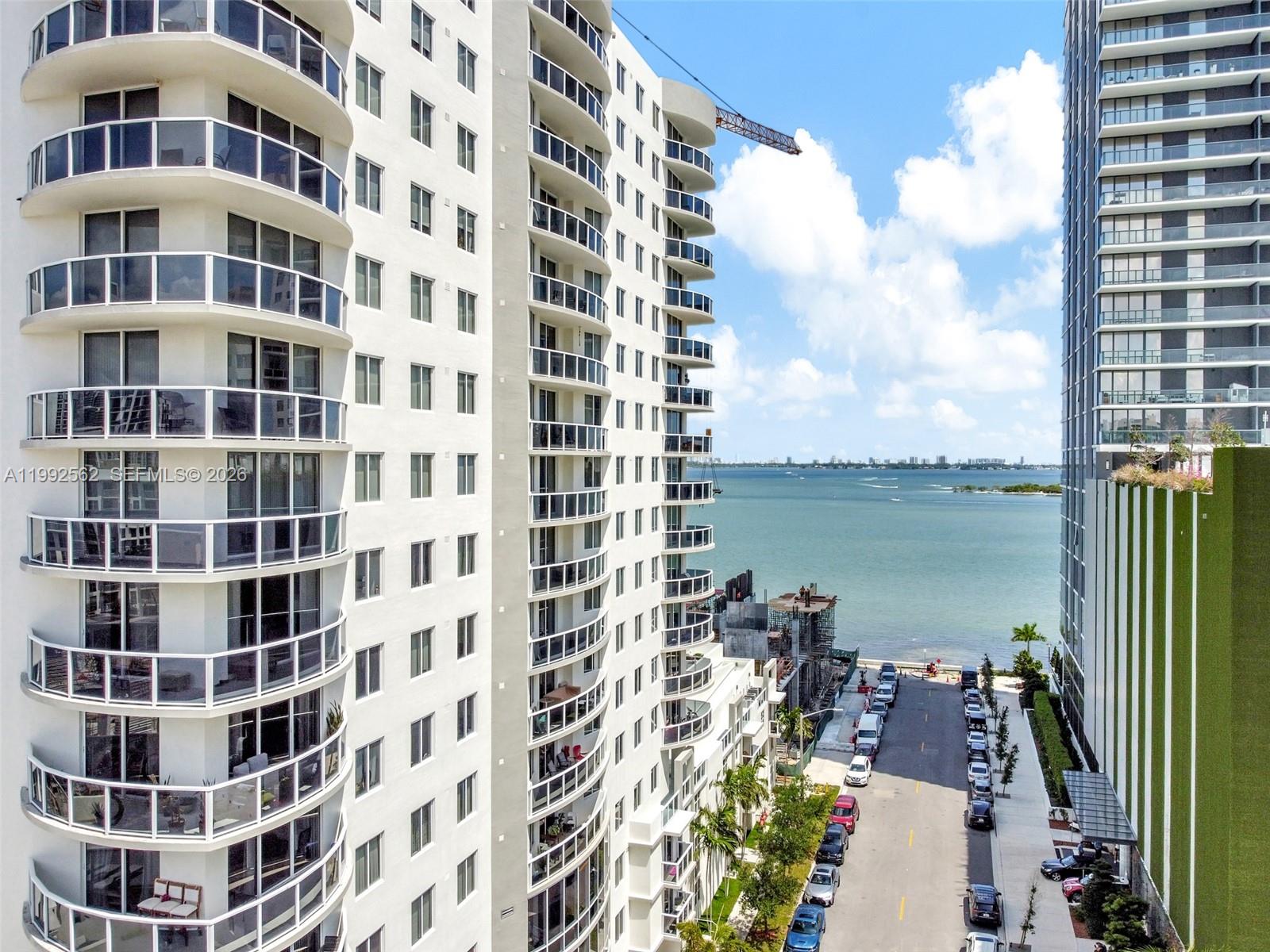 601 NE 23rd St #1403, Miami FL 33137