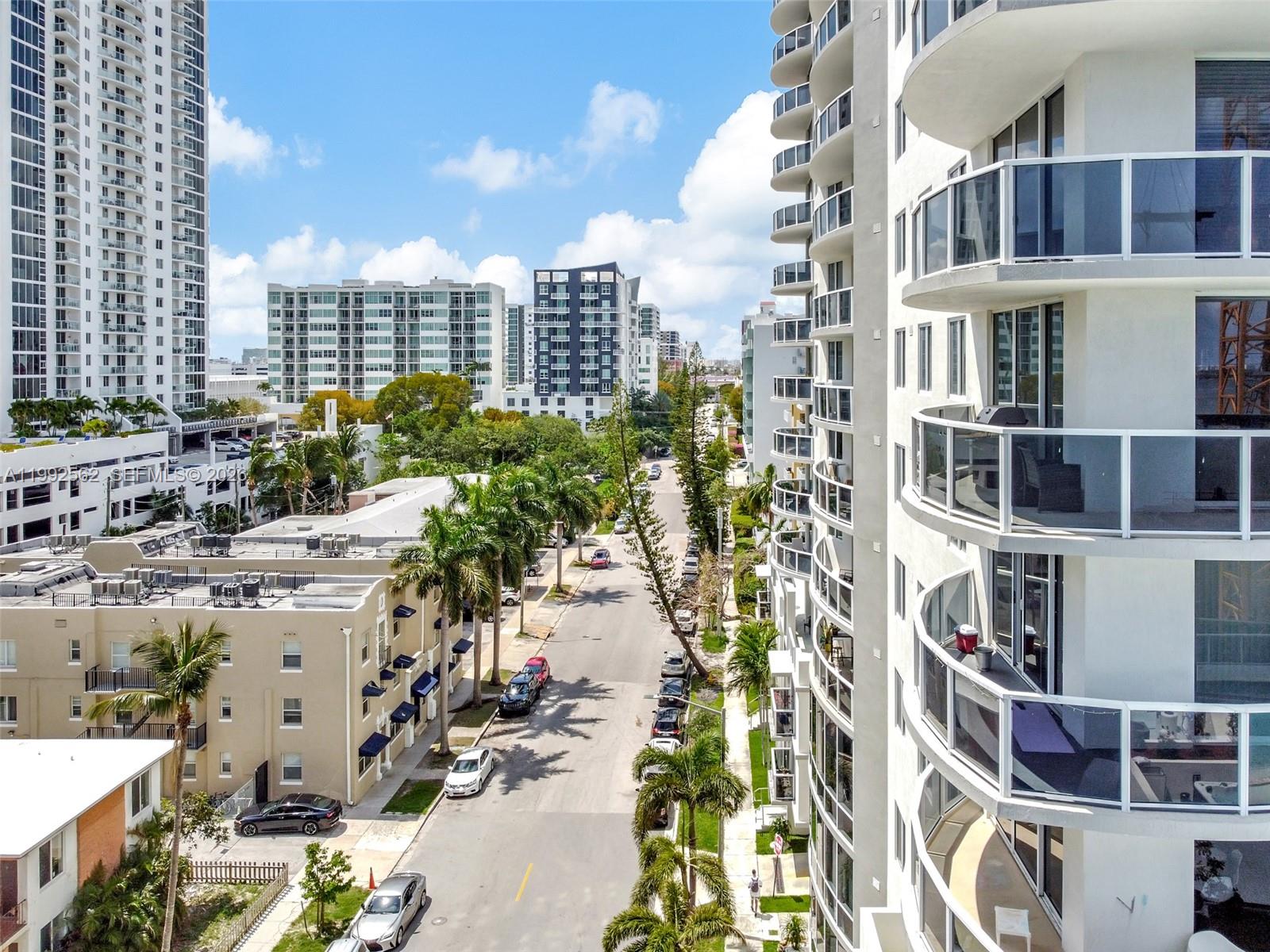 601 NE 23rd St #1403, Miami FL 33137