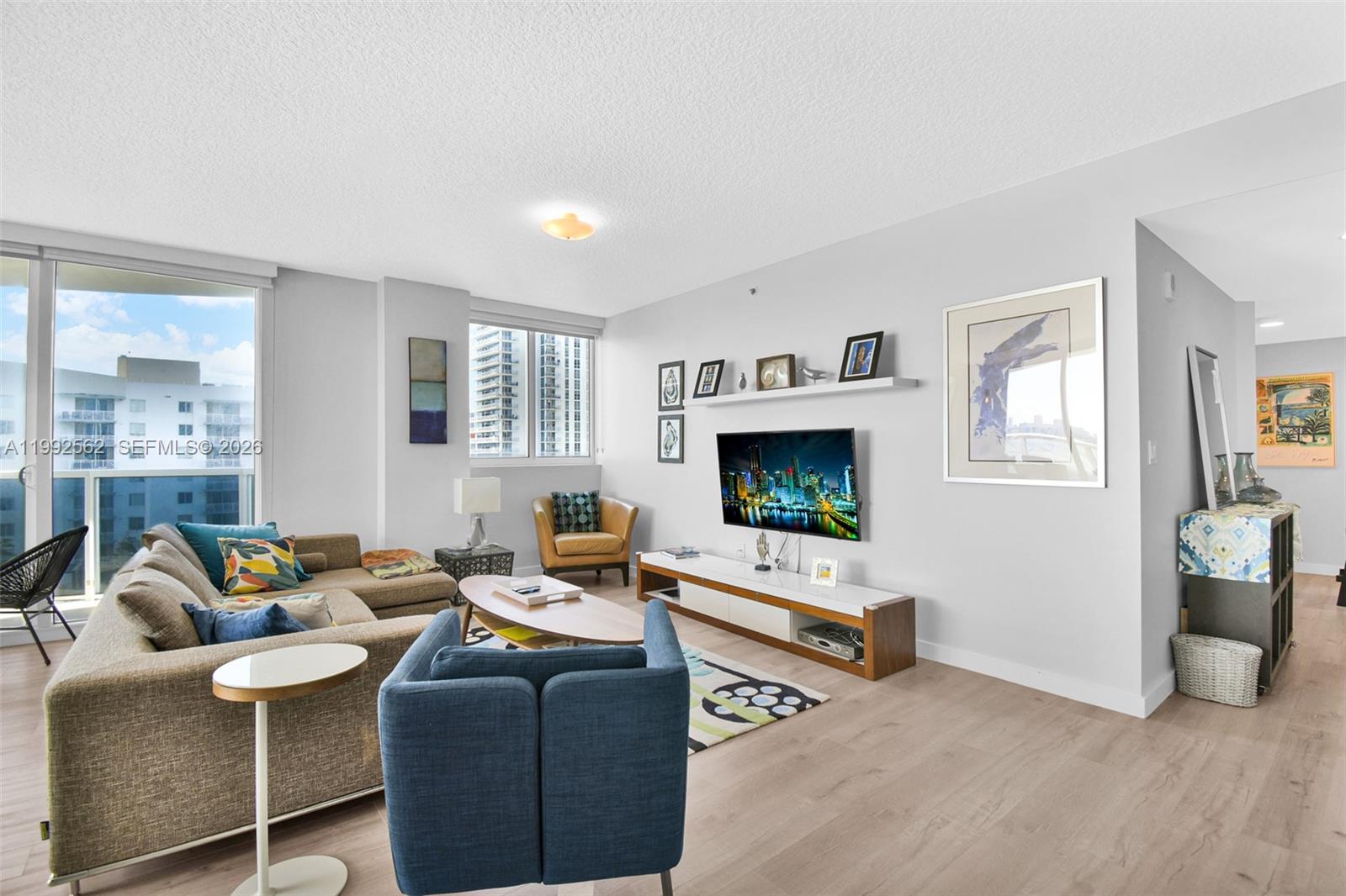 601 NE 23rd St #1403, Miami FL 33137