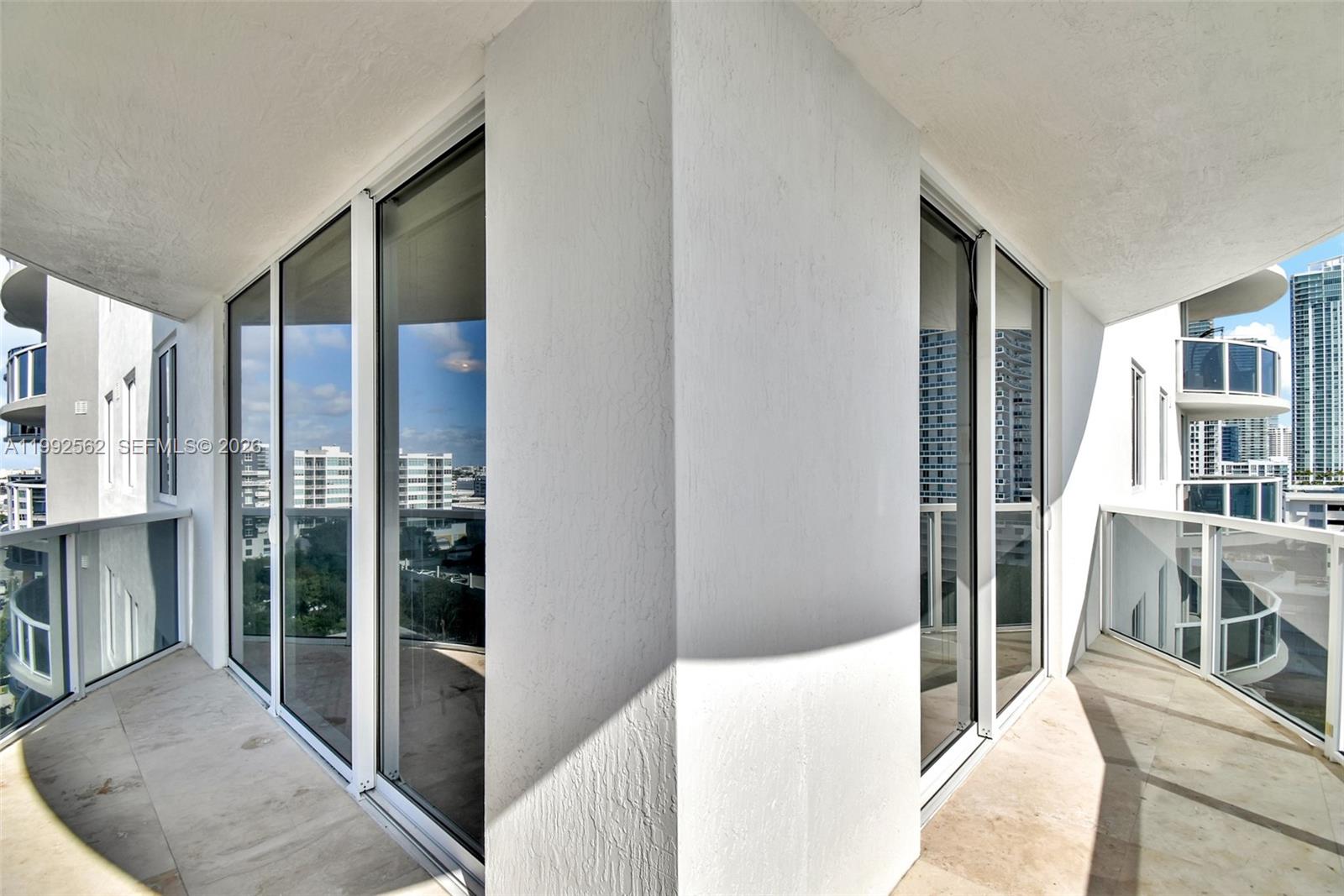 601 NE 23rd St #1403, Miami FL 33137