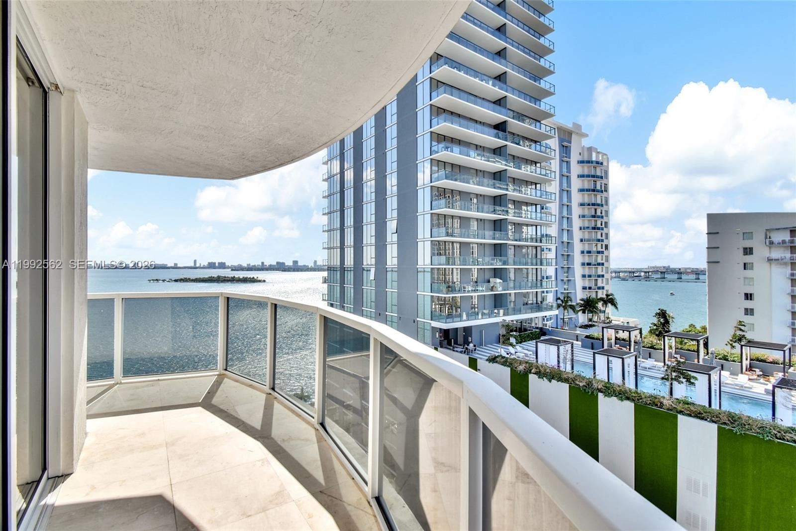 601 NE 23rd St #1403, Miami FL 33137