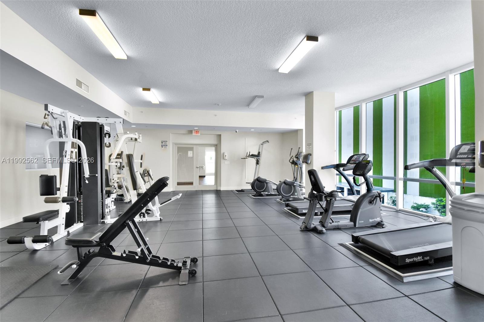601 NE 23rd St #1403, Miami FL 33137