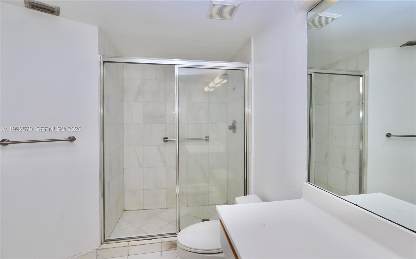 3500 Mystic Pointe Dr #1207, Aventura FL 33180