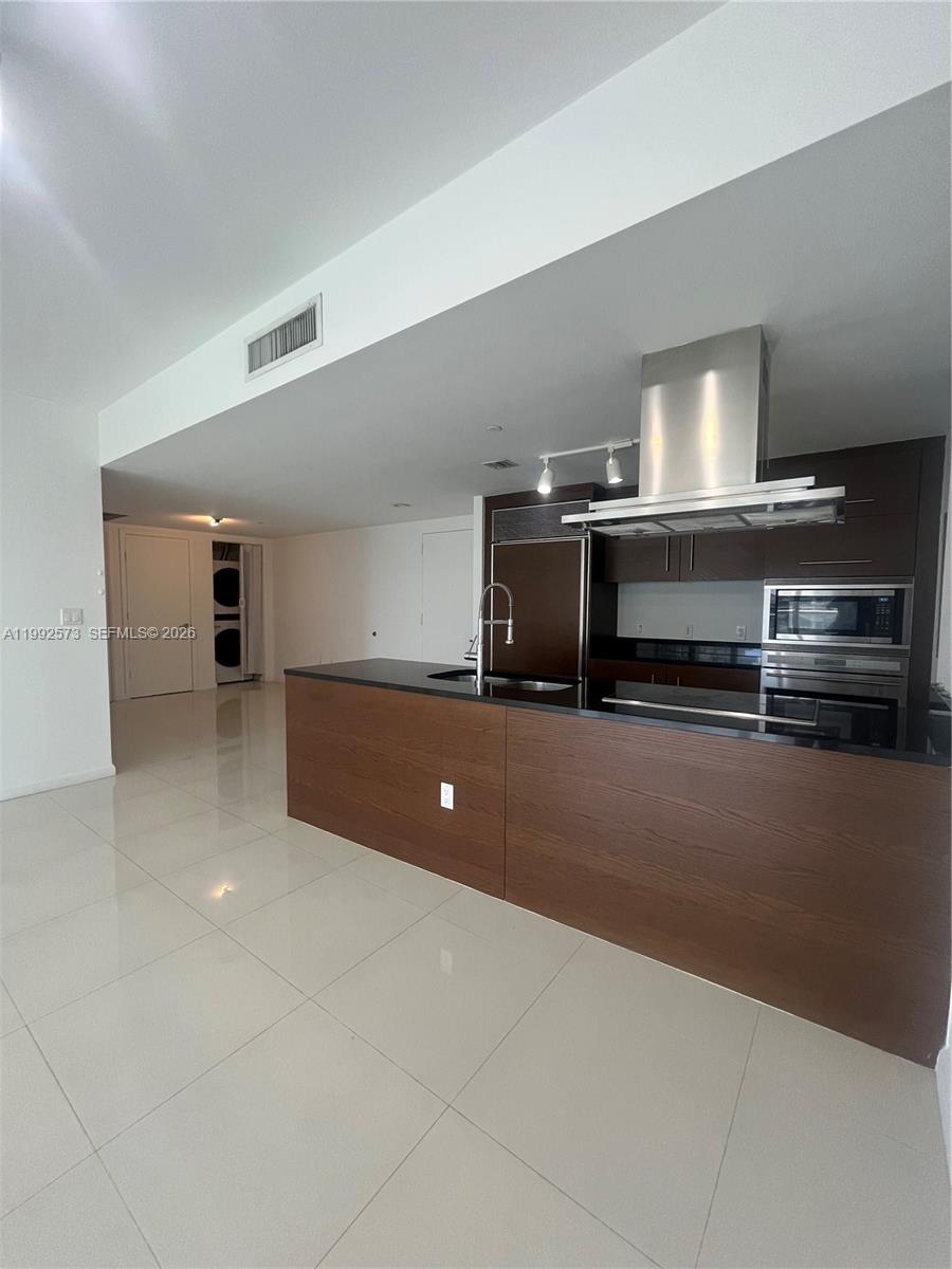 495 Brickell Ave #BAY407, Miami FL 33131