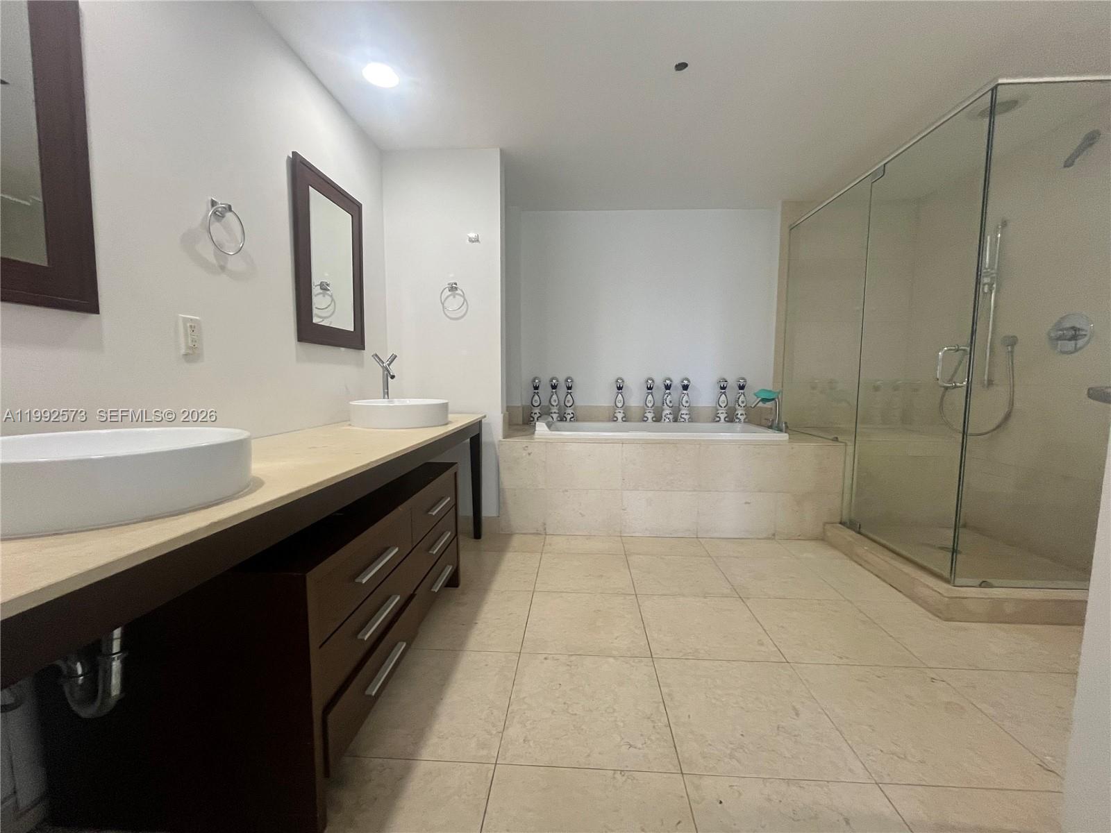 495 Brickell Ave #BAY407, Miami FL 33131