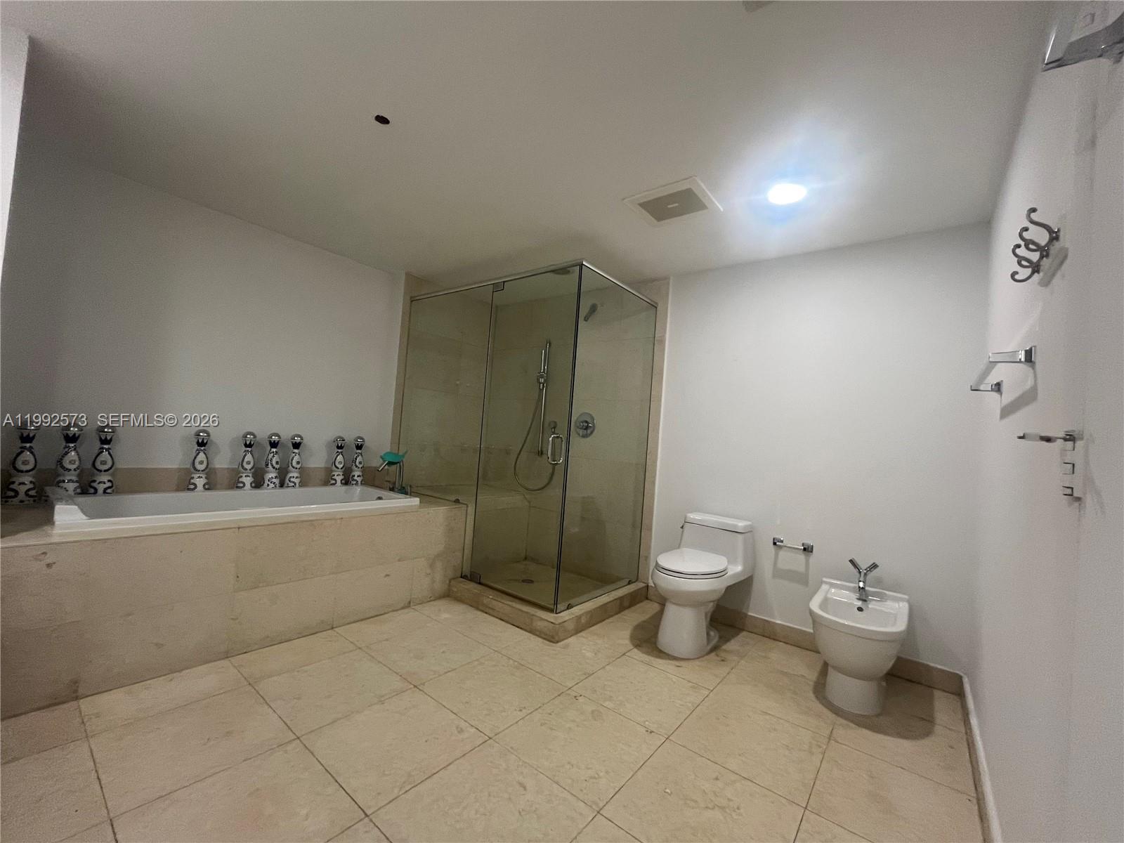 495 Brickell Ave #BAY407, Miami FL 33131