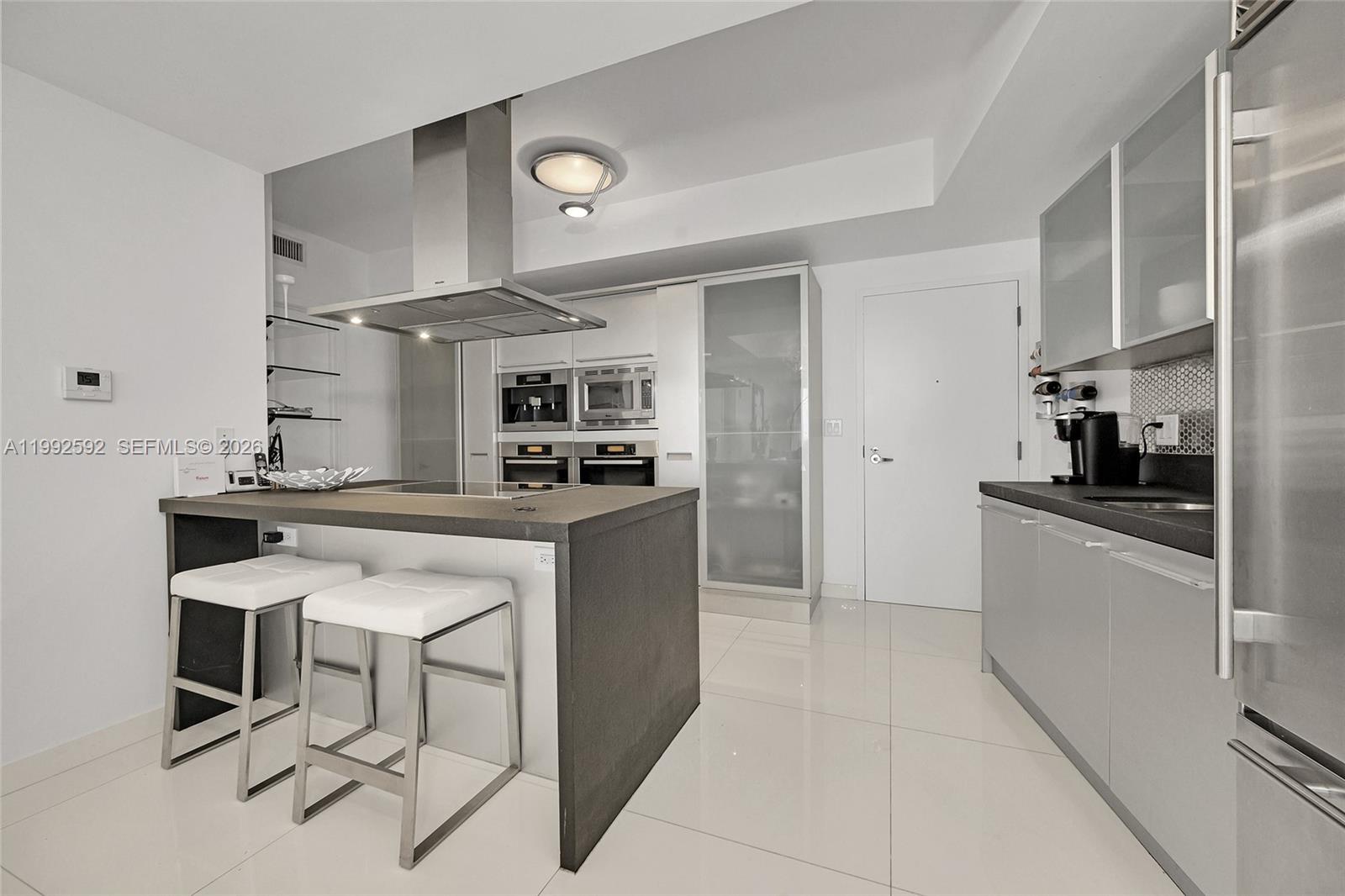 18201 Collins Ave #1002, Sunny Isles Beach FL 33160