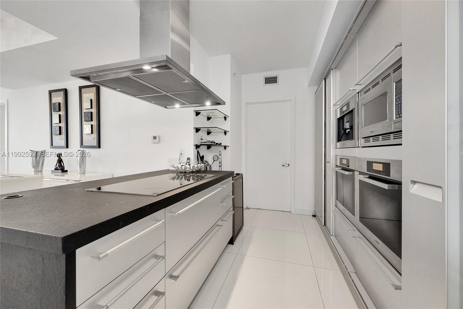 18201 Collins Ave #1002, Sunny Isles Beach FL 33160